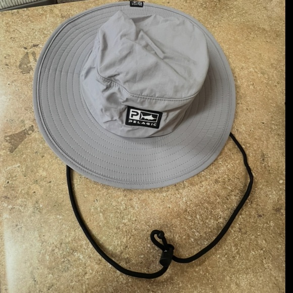 NEW Pelagic Sunsetter Pro Sonar Light Grey - Picture 4 of 7